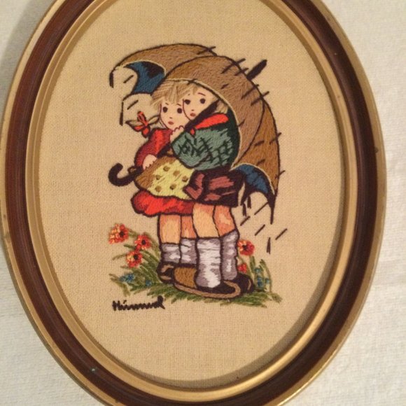Pair vintage Hummel Crewel embroidery oval frame wall hanging children umbrella - Picture 5 of 11